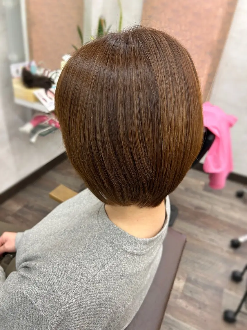 ショート カラー ベージュカラー ブラウンカラー 太田 まなのヘアスタイル