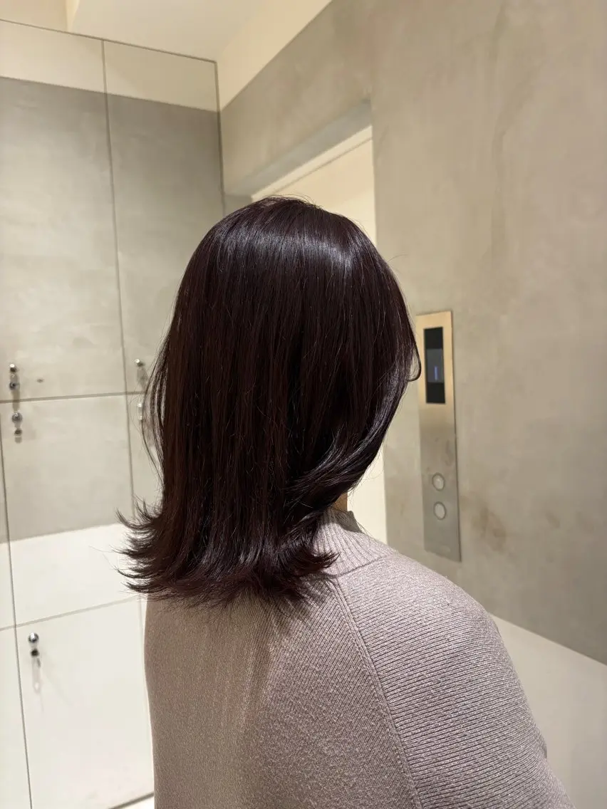 ミディアム ヘアカラー 似合わせレイヤー 🩶アヤラのヘアスタイル