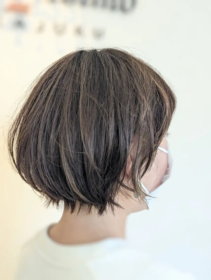 ショート ショートヘア カット ヘアカラー トリートメント 井上 真貴子のヘアスタイル