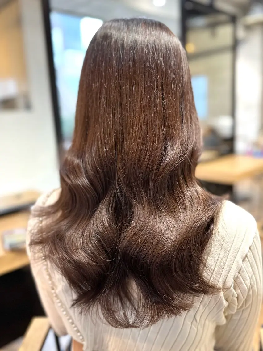 ロング カラー アディクシーカラー ブリーチ ケアブリーチ ダブルカラー イヤリングカラー DAIKIベージュ 🍂レイヤーカットのヘアスタイル