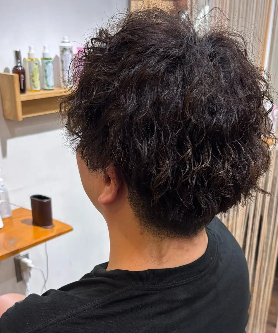 パーマ メンズ メンズパーマ ツイストスパイラルパーマ スパイラルパーマ niro 🌱Kurelのヘアスタイル