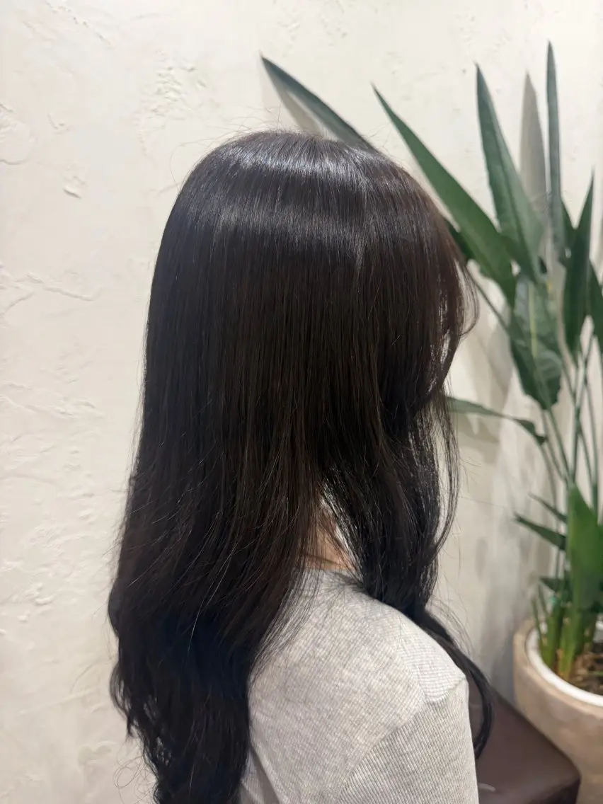 ロング ヘアカラー 張替 凜のヘアスタイル