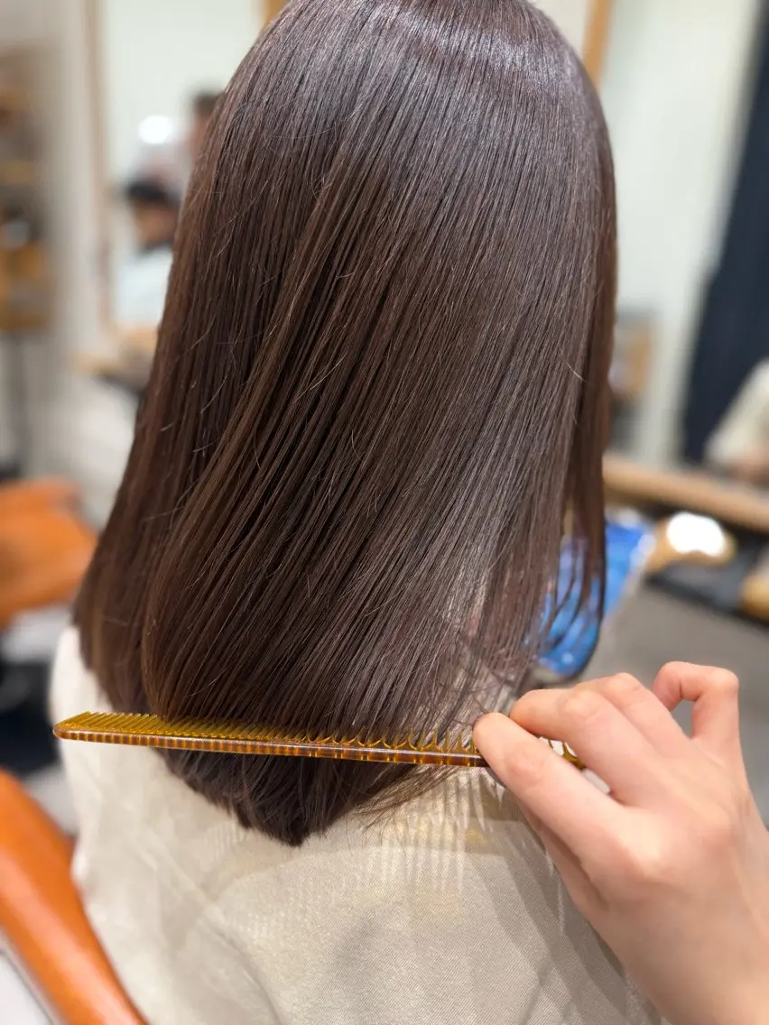 セミロング 💛🤍U too e’s /店長🧸のヘアスタイル