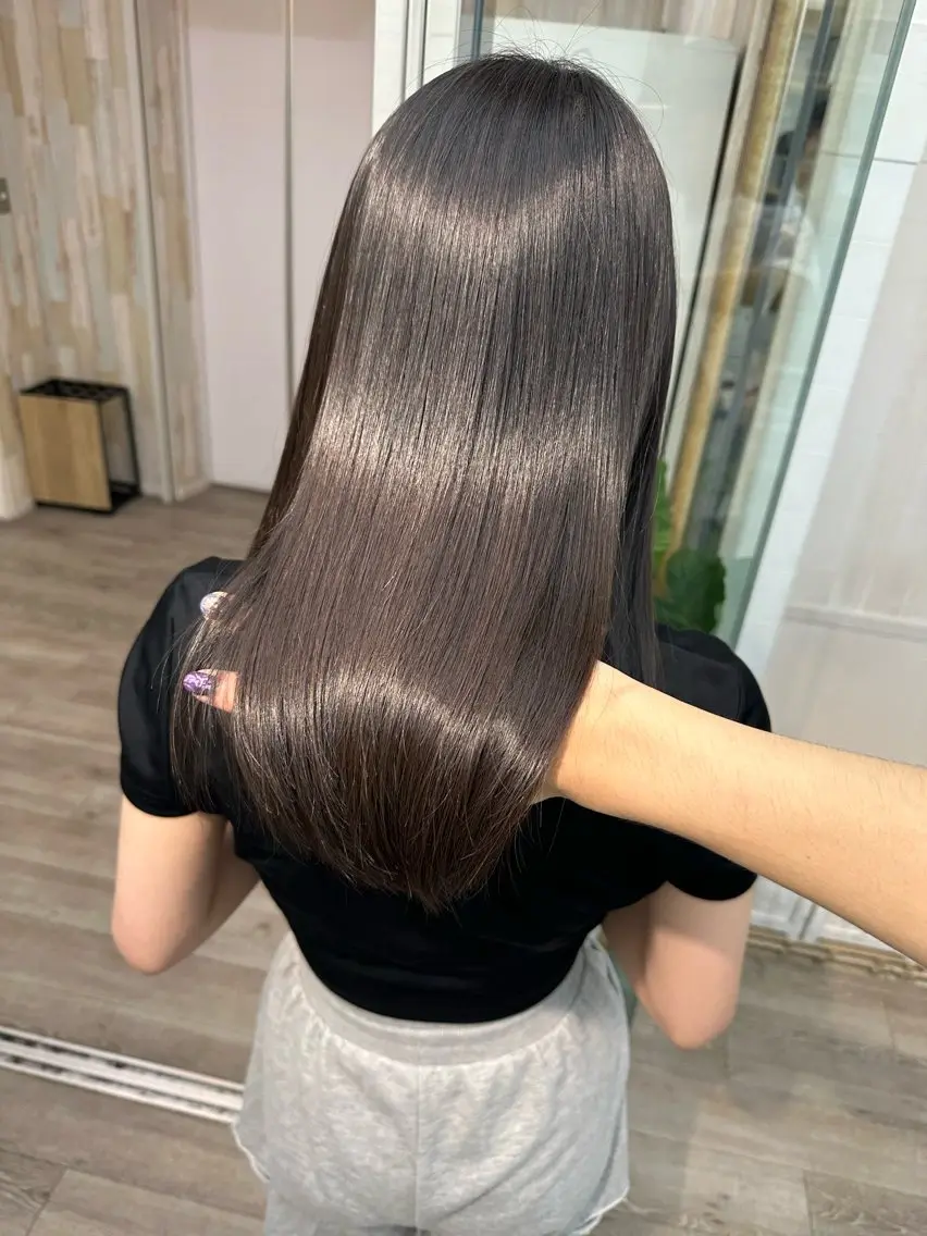 セミロング カラー KEIGO/ ベージュカラーのヘアスタイル