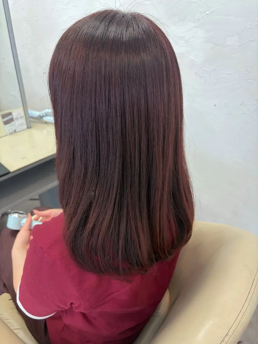 ミディアム カラー ブリーチ ブリーチなしカラー レッドカラー レイヤーカット カット ヘアカラー トリートメント 『SiLO』 rumiのヘアスタイル