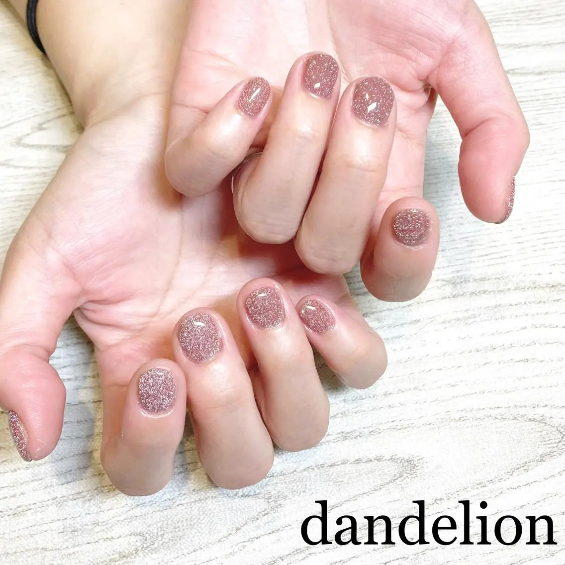 ネイル フラッシュネイル ハンドネイル ハンドケア dandelion ダンデライオンのネイルデザイン