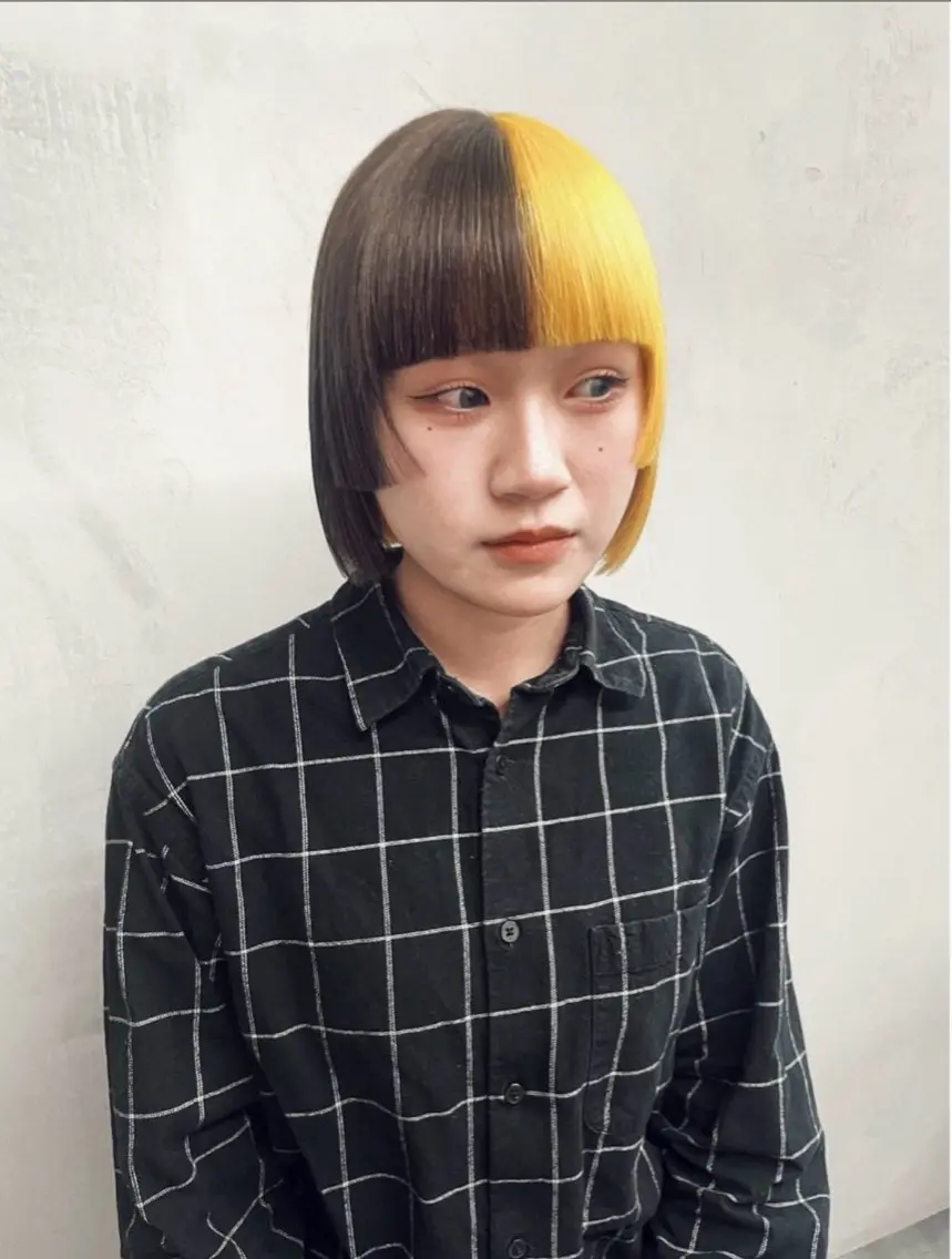 ショート ヘアカラー toyohara momokaのヘアスタイル