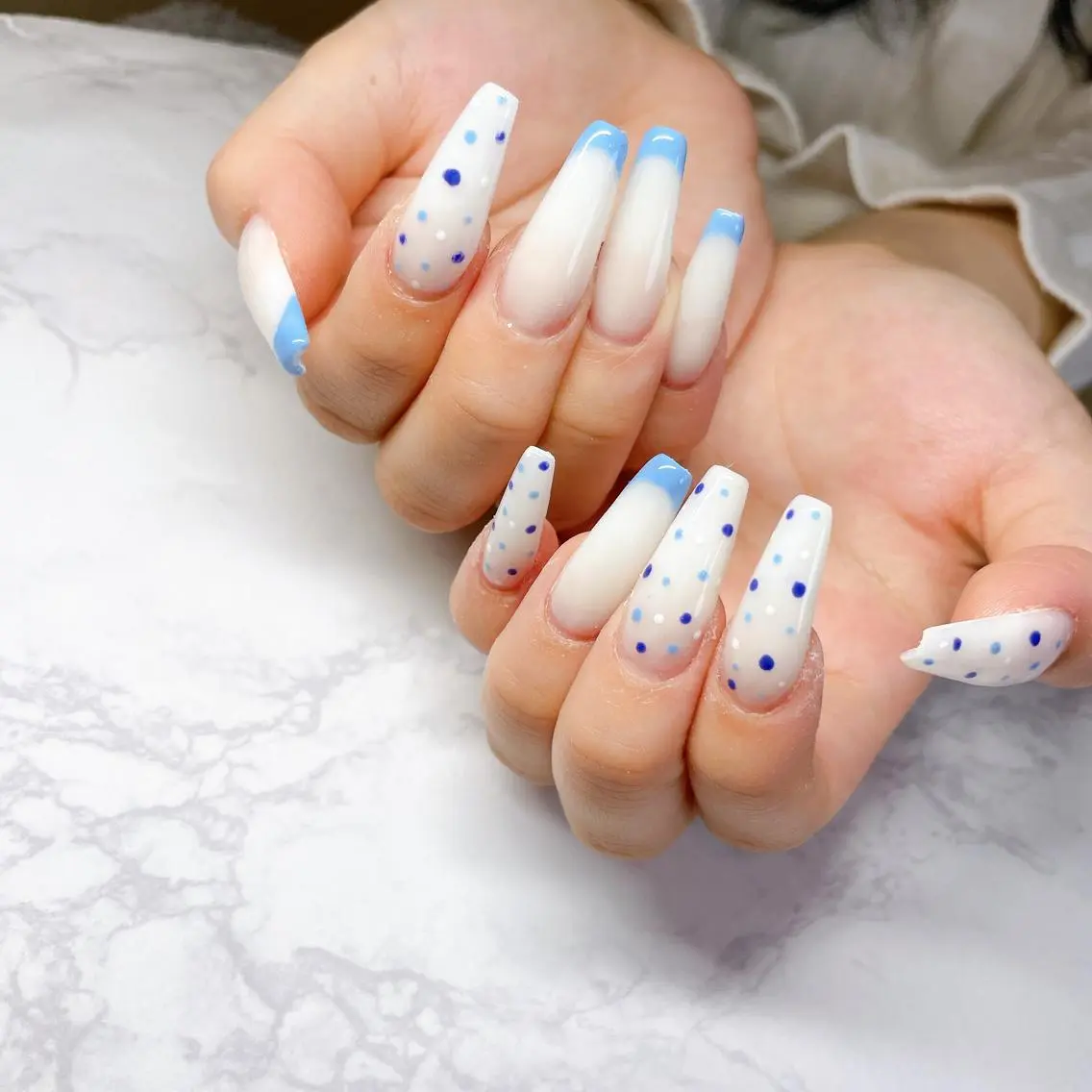 ネイル アートネイル フレンチネイル ロングネイル スカルプネイル ハンドネイル LaLa Peach 福岡のマツエク・マツパデザイン