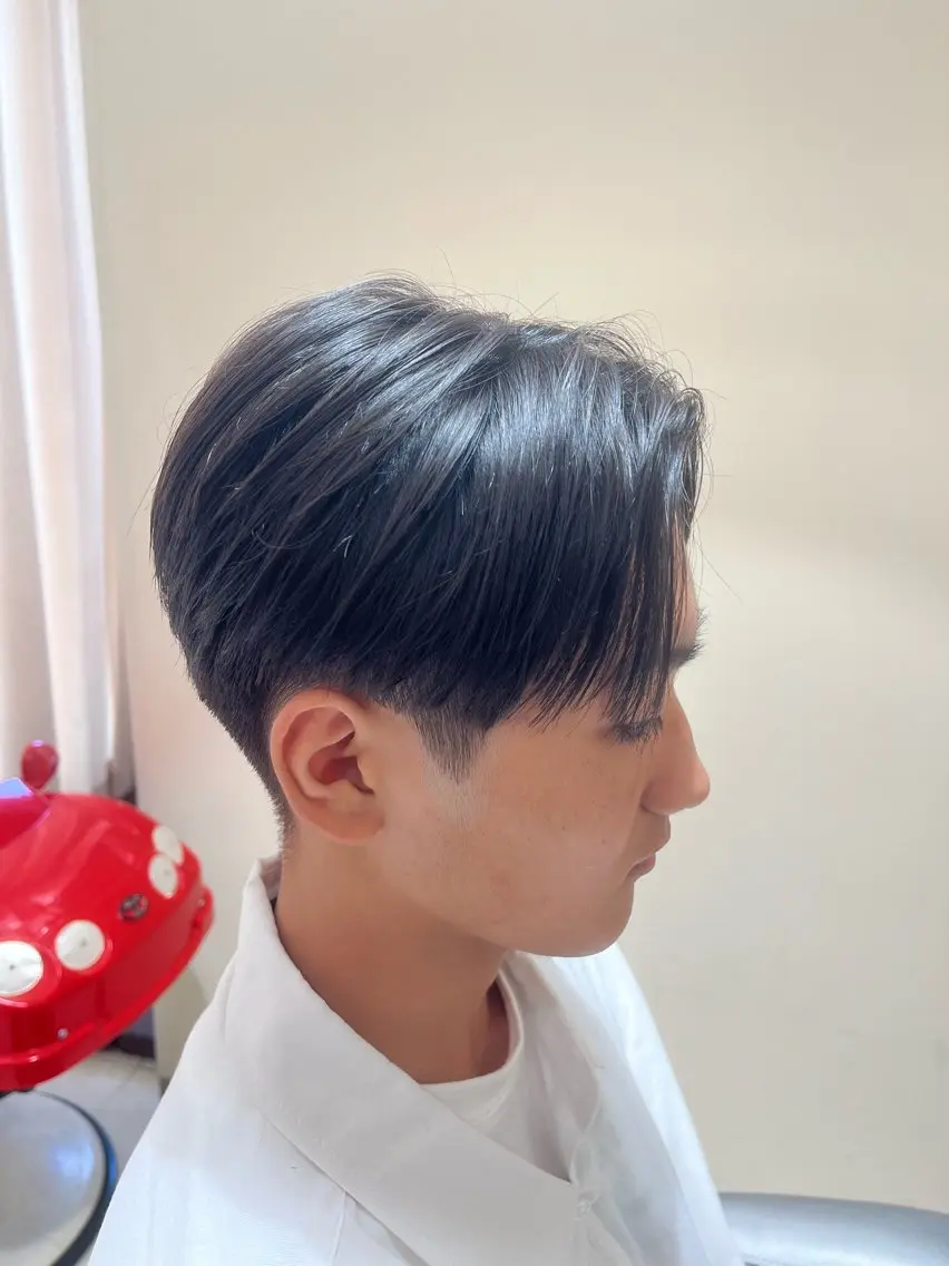 ショート パーマ メンズ センターパート 刈り上げ 🧊メンズ特化🧊 高木航希のヘアスタイル