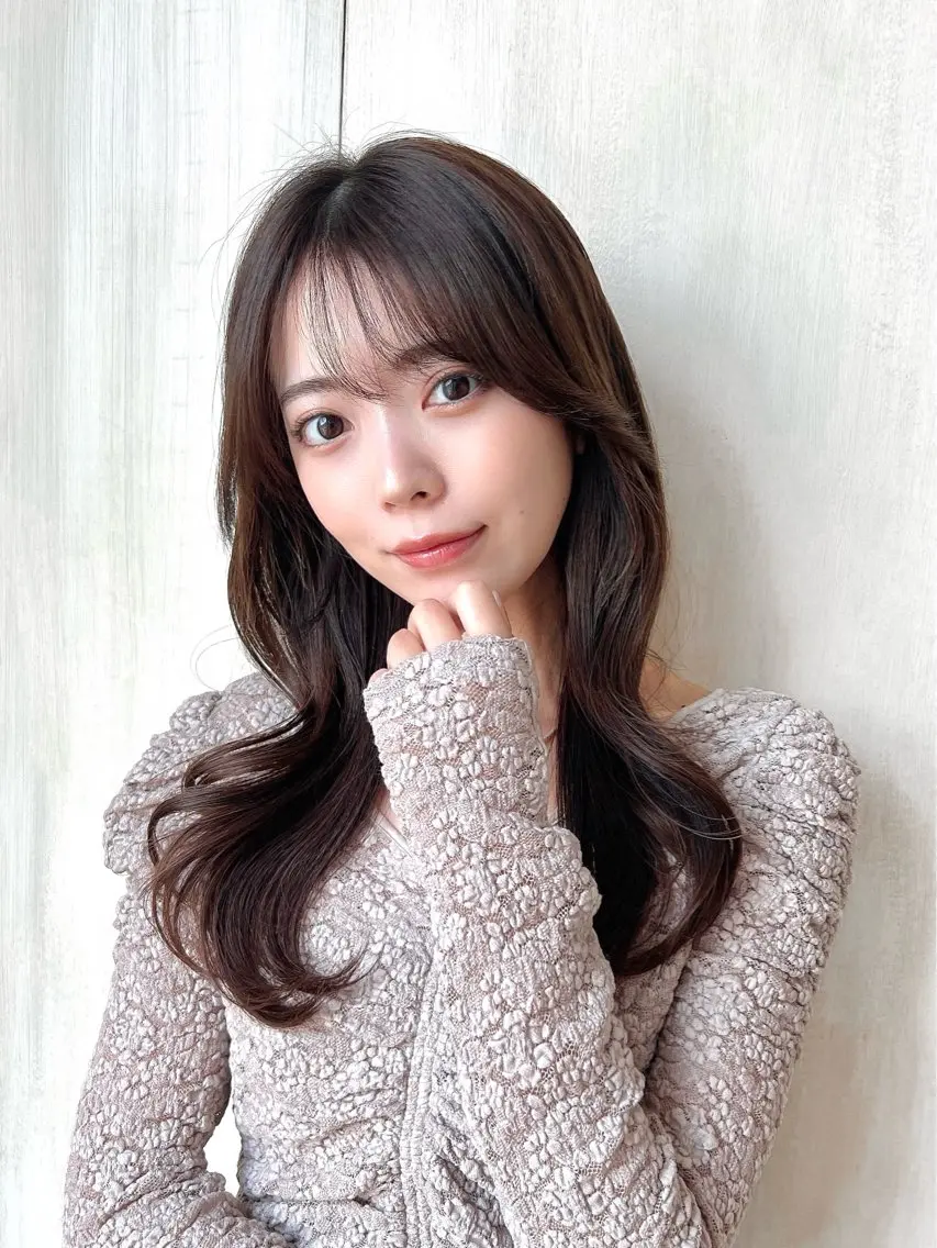 セミロング くびれヘア 顔周りカット 韓国風ヘア レイヤーカット カット ヘアカラー 縮毛矯正 トリートメント 🧡くびれヘア/前髪 顔周り🧡久原結衣のヘアスタイル