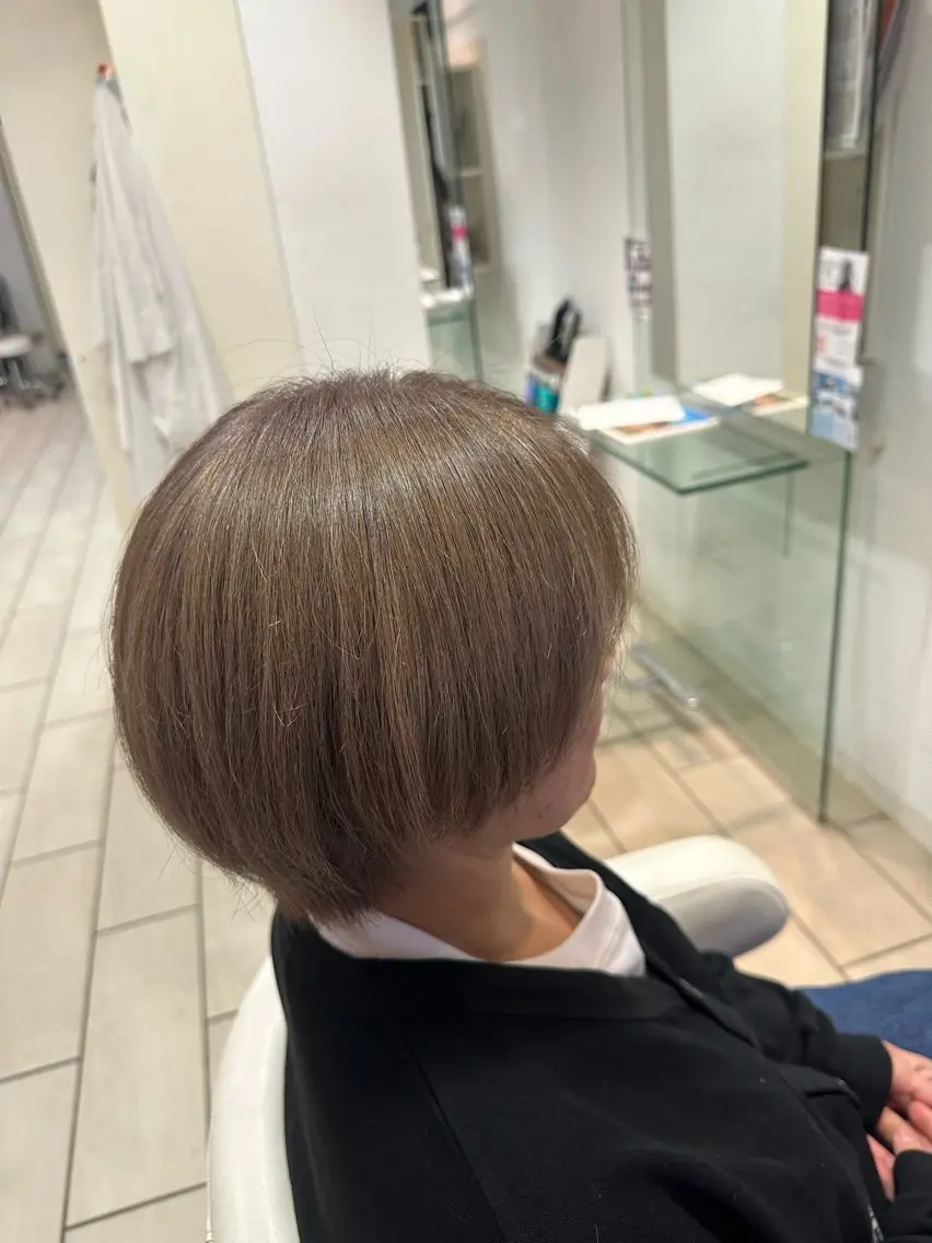 ショート カラー ブリーチ デザインカラー✨🦄 透明感カラー✨ヒカルのヘアスタイル