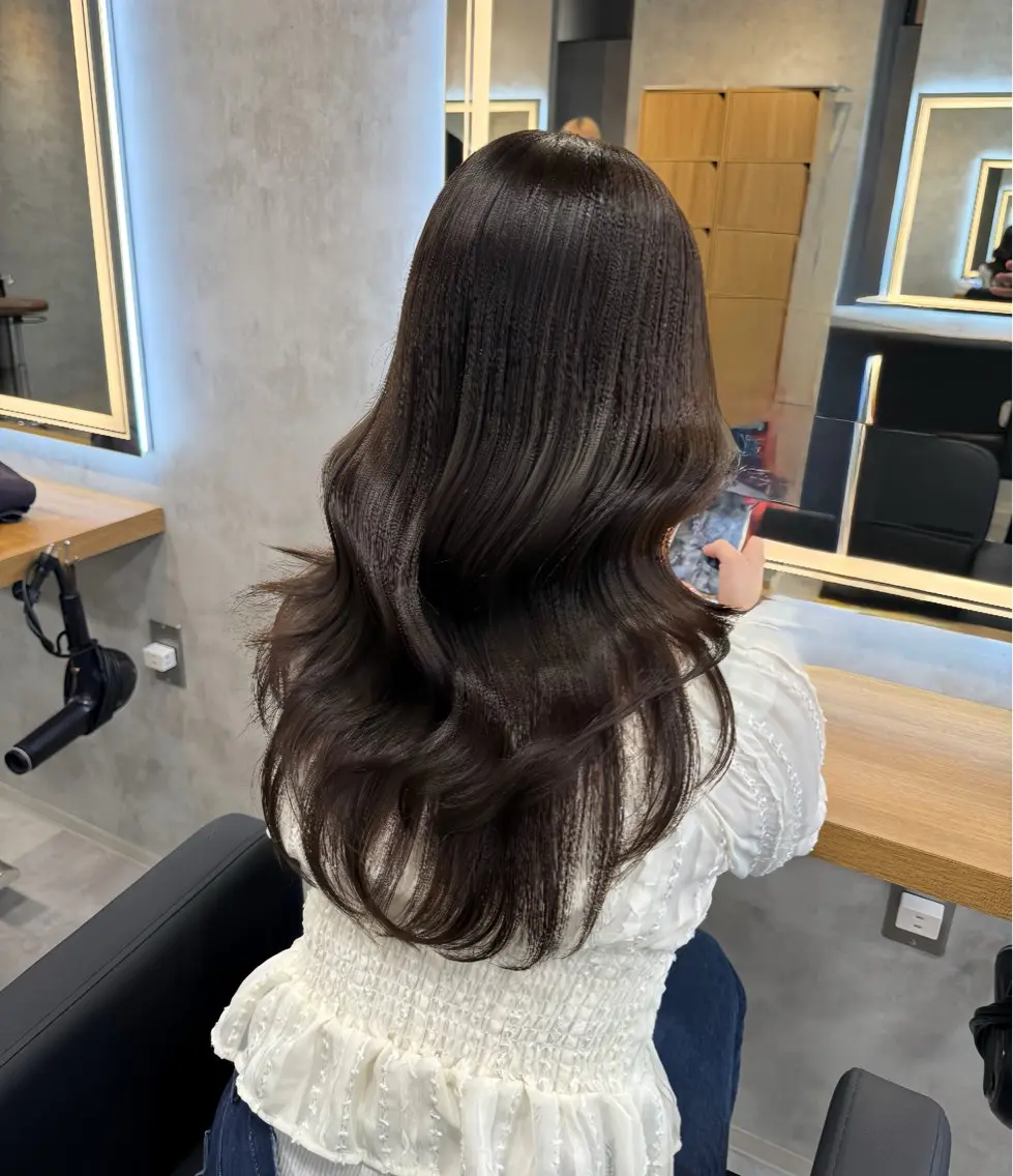 ロング カラー ヘアアレンジ カット ヘアカラー トリートメント ヘアセット レイヤー×透明感カラ ーHAYATOのヘアスタイル