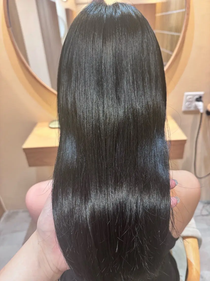 セミロング カラー 谷口 きいのヘアスタイル