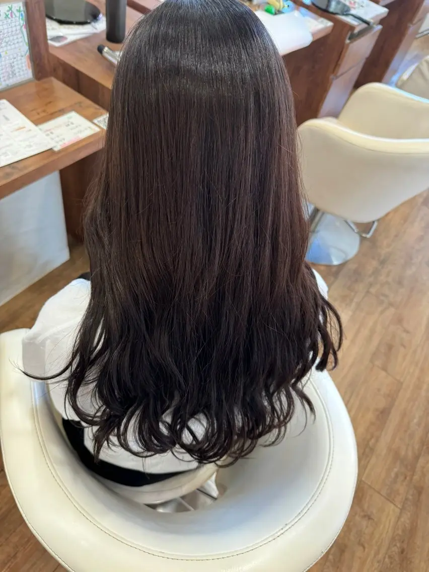 ロング 對馬 小菜美のヘアスタイル