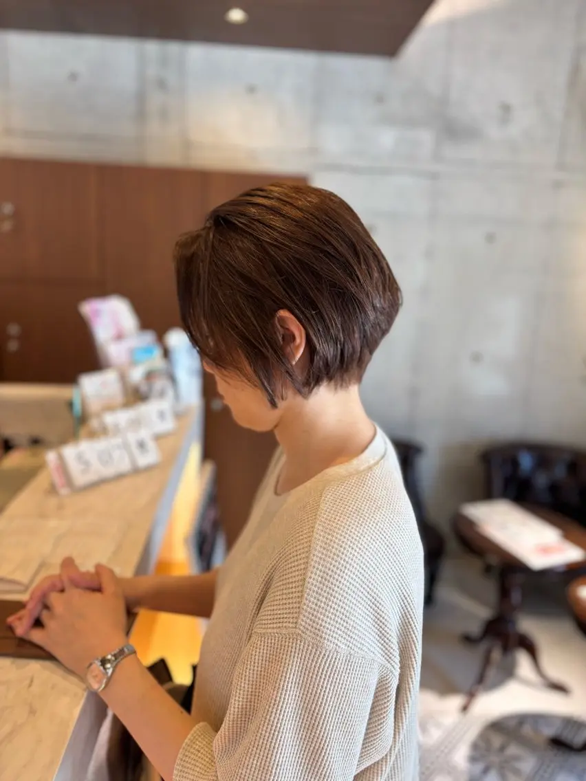 ショート カット ヘアカラー 大川 瞳のヘアスタイル