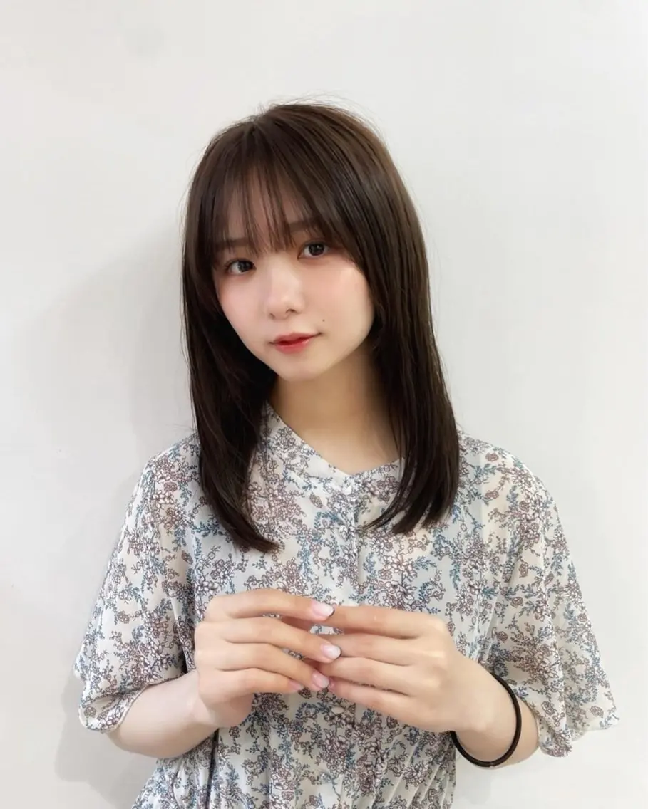 ミディアム カラー ブラウンカラー ナチュラルブラウン レイヤーカット ❤️ショートカット ・顔周りカット❤️のヘアスタイル