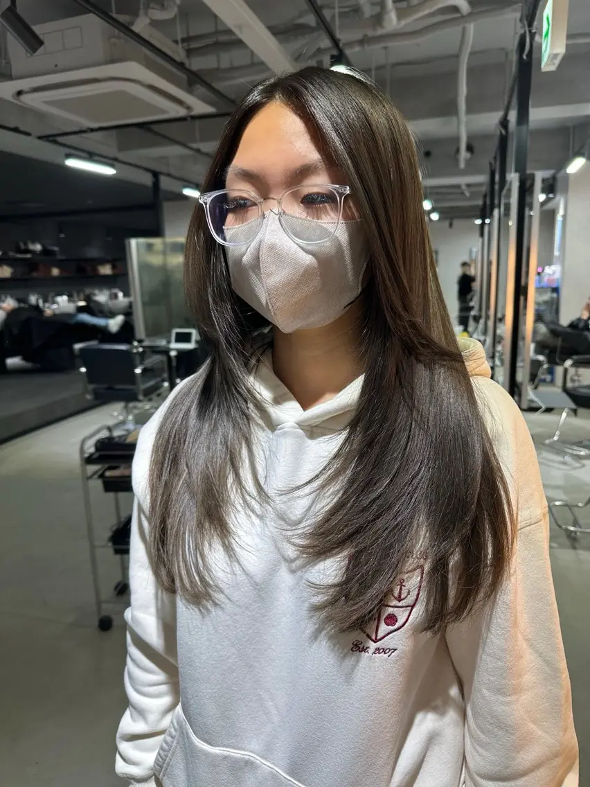 セミロング ケアカラー ボブ 髪質改善 レイヤーカット トリートメント カット トリートメント 心斎橋 韓国レイヤ ー指名No.1renのヘアスタイル