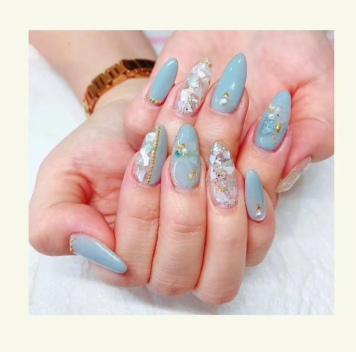 ネイル ブルー ハンドネイル ハンドケア Nailsalon Eve（イヴ）のネイルデザイン