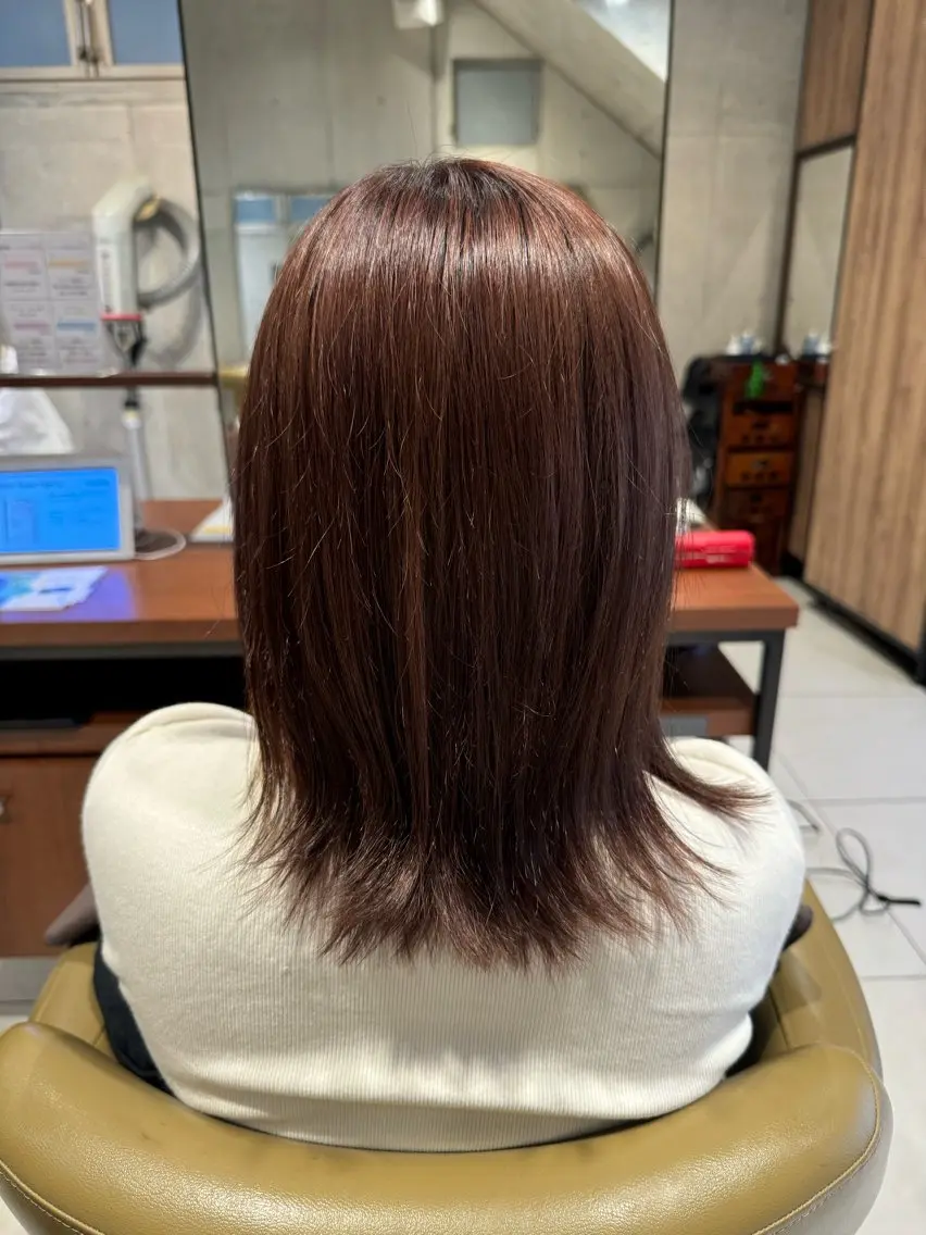 カラー ブラウンカラー ピンクカラー ヘアカラー トリートメント 艶カラー 梨菜💜のヘアスタイル