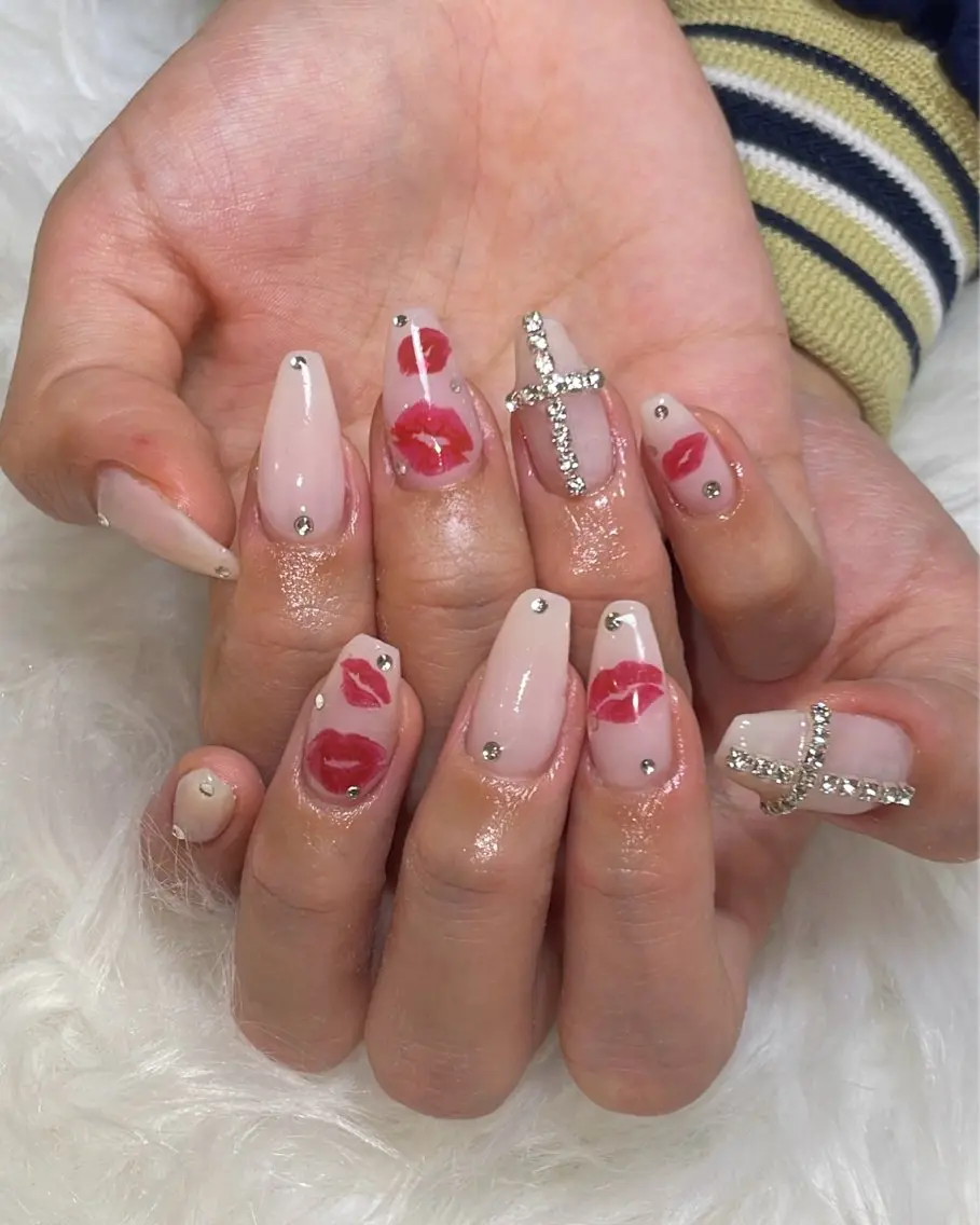 ネイル ハンドネイル ハンドケア SunnyRoa aguri ୨୧˖*のネイルデザイン