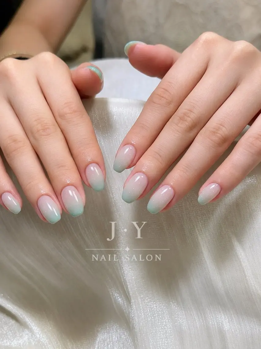 ネイル J· Y Nailのネイルデザイン