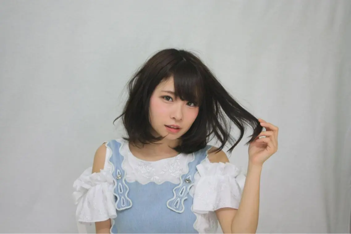 ミディアム カラー ヘアアレンジ 【体験】韓国 メイク&ヘア天神のヘアスタイル