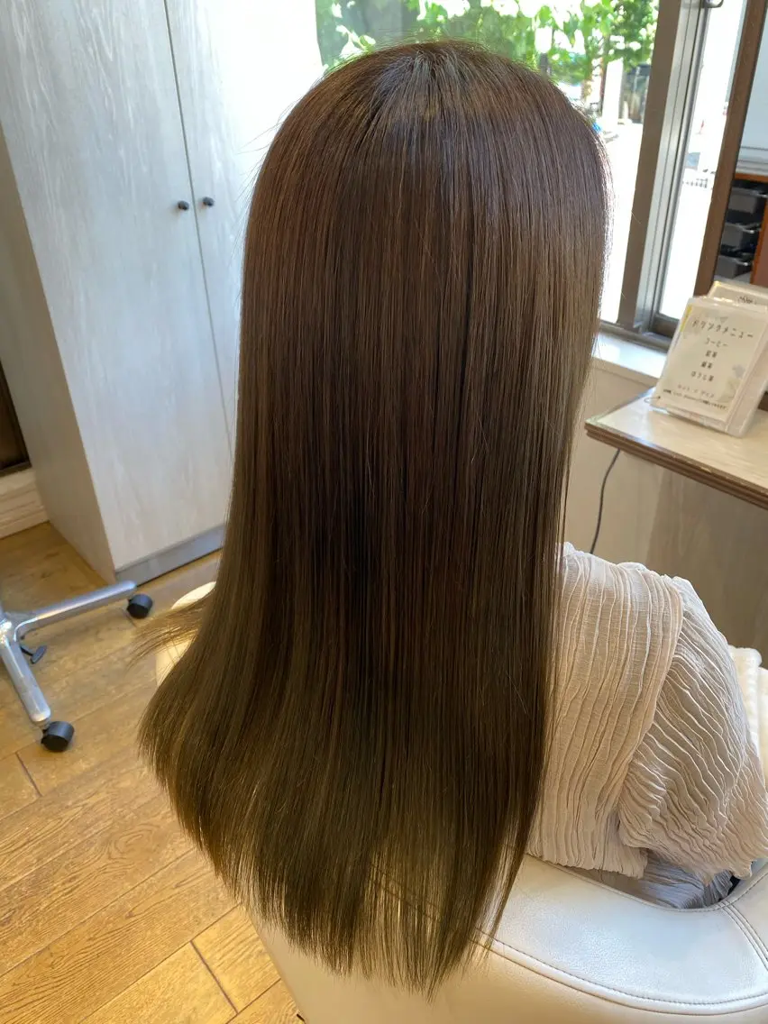 ロング 艶感🫧透明感カラー YUKARIのヘアスタイル