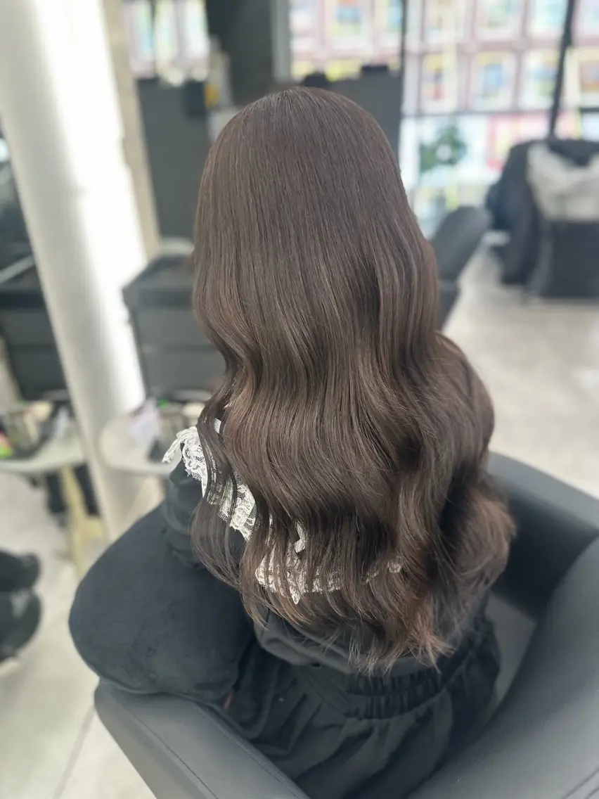 ロング カラー ヘアカラー トリートメント 縮毛矯正/艶カラー /髪質改善/なんばのヘアスタイル