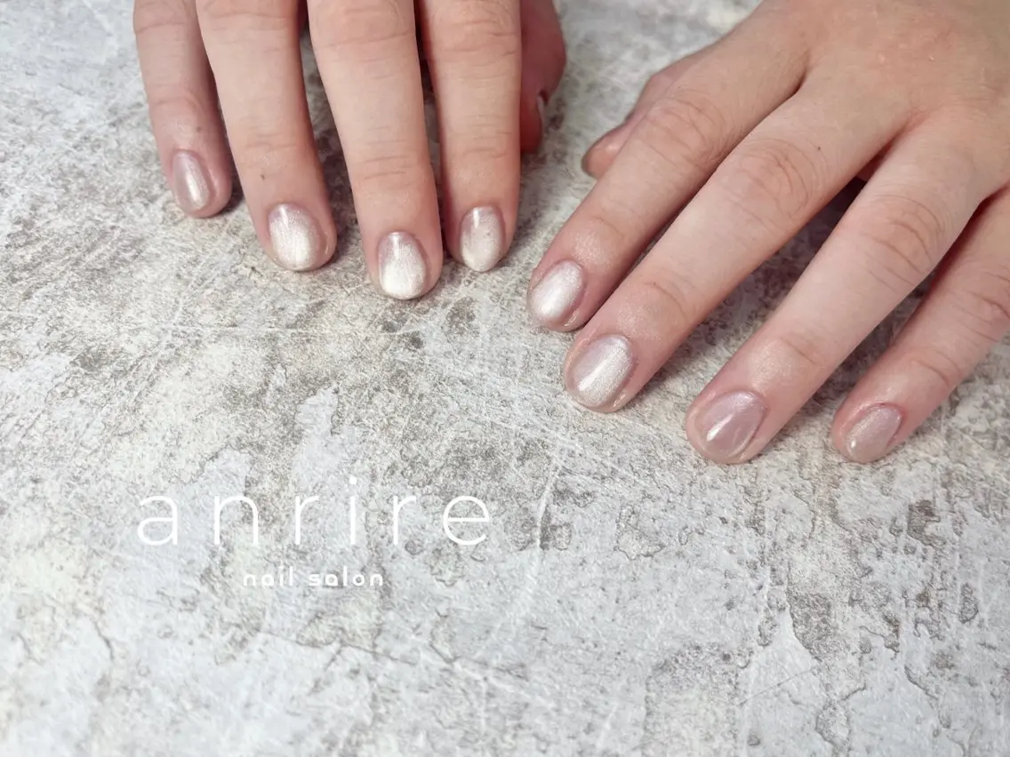 ネイル ジェルネイル キラキラネイル マグネットネイル オフィスネイル パラジェル ハンドネイル nailsalon anrireのネイルデザイン
