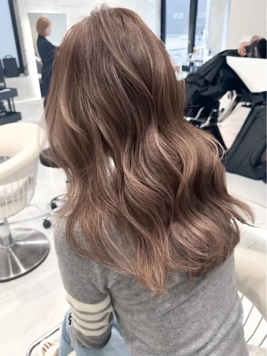 ロング 髪質改善 市毛 結菜のヘアスタイル