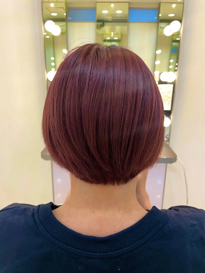 ショート カラー ワンレンボブ ハンサムショート バレイヤージュ ブリーチ ダブルカラー 髪質改善専門 YOSHIのヘアスタイル