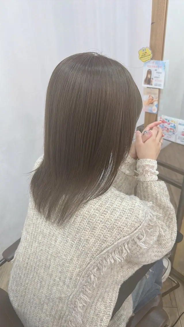 ミディアム ヘアカラー 🎀ITSUKI暖色 カラー/レイヤー🎀のヘアスタイル
