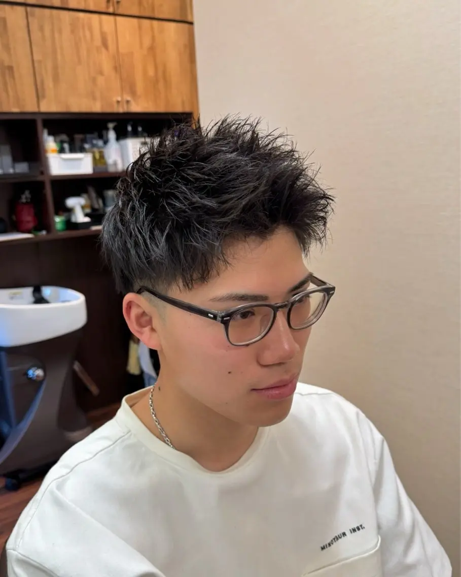 メンズカット&カラー(白髪染めももちろん可能です!)シャンプー込みの写真