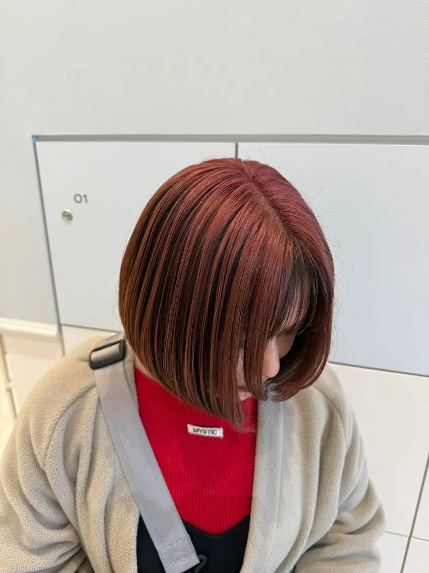 ショート カラー ブラウンカラー ダークブラウン ピンクカラー ピンクブラウン ヘアカラー 透明感カラー 松田晃代のヘアスタイル
