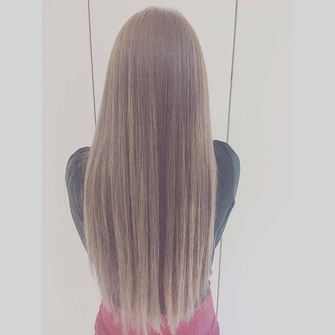 ロング カラー グレージュ 傷んだ髪をサラサラに 曲がる縮毛矯正◎高岡のヘアスタイル