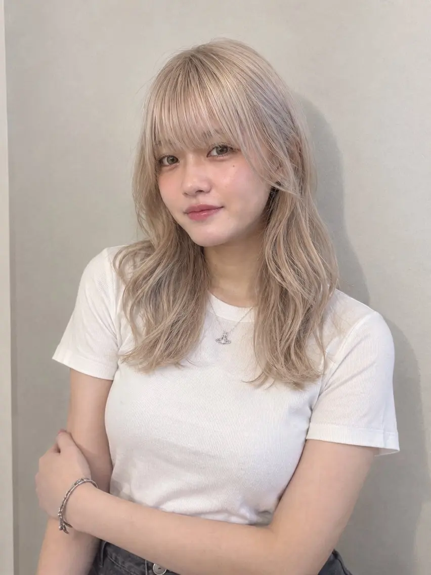 セミロング カラー ヘアカラー ハイトーン特化 /縮毛矯正/あかりのヘアスタイル