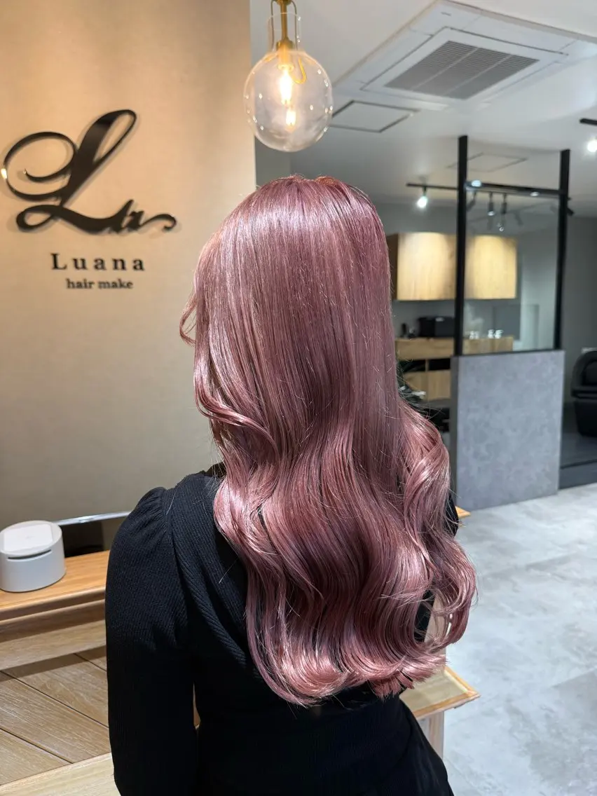 ロング ヘアカラー HIYORI / luanaのヘアスタイル