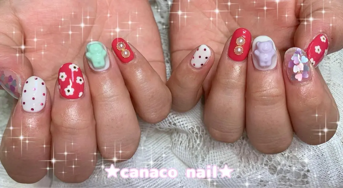 ネイル アートネイル ジェルネイル ガーリー ホログラムネイル パラジェル ハンドネイル ハンドケア ベテランネイル cnc nailのネイルデザイン