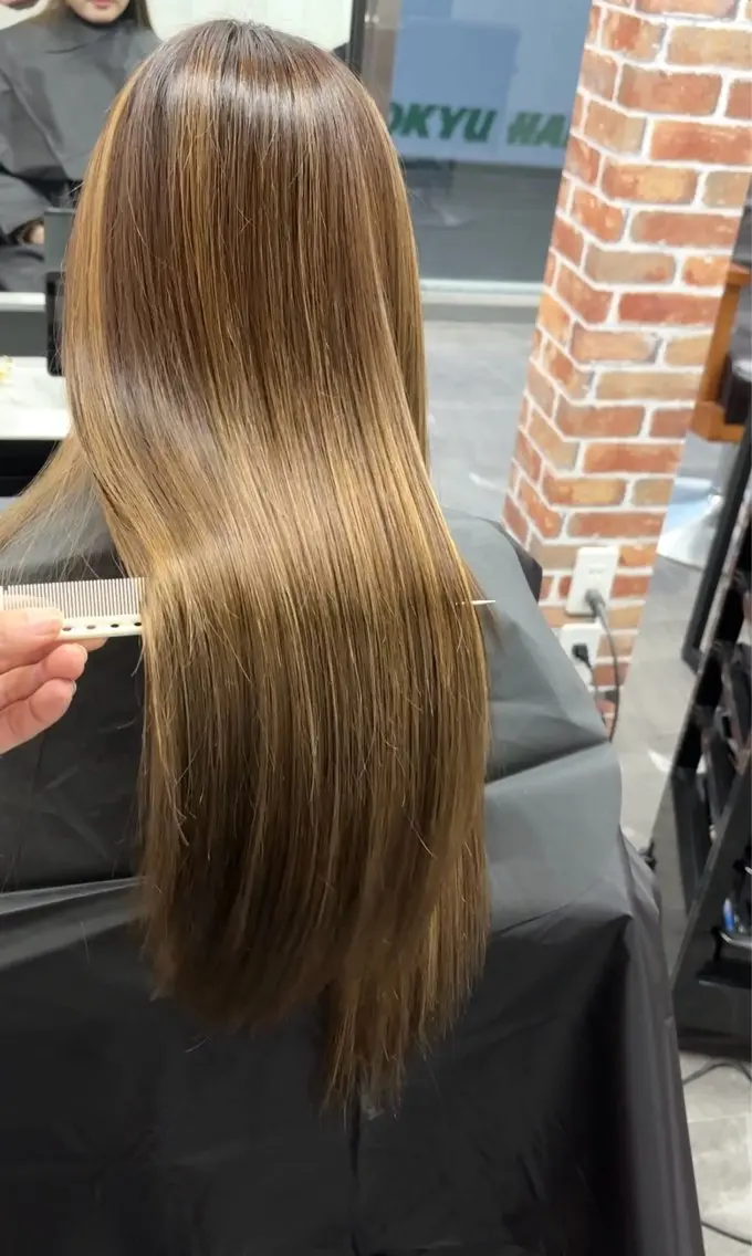 ロング カラー 髪質改善 ヘアカラー トリートメント ギャルの革命児 秀斗のヘアスタイル