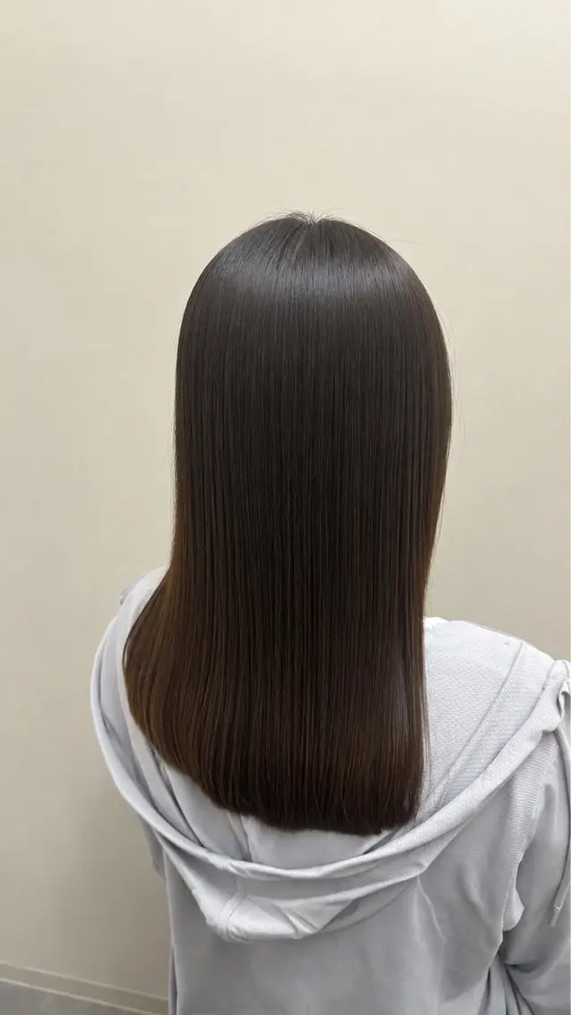 【憧れのうるツヤ髪へ】カット+7工程髪質改善リンゴ幹トリートメント🌷の写真