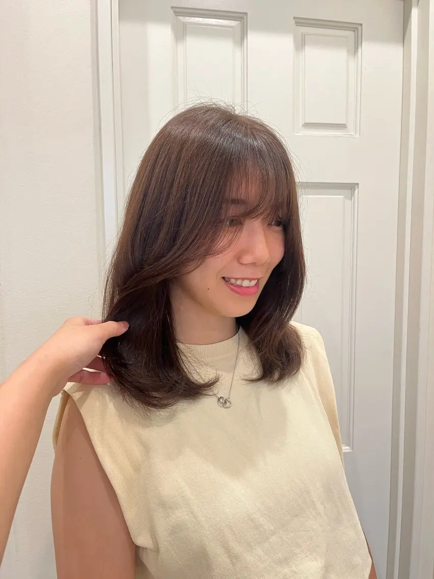 ミディアム カラー ヘアカラー トリートメント ヘアセット レイヤーカット/ ブリーチ/Asukaのヘアスタイル