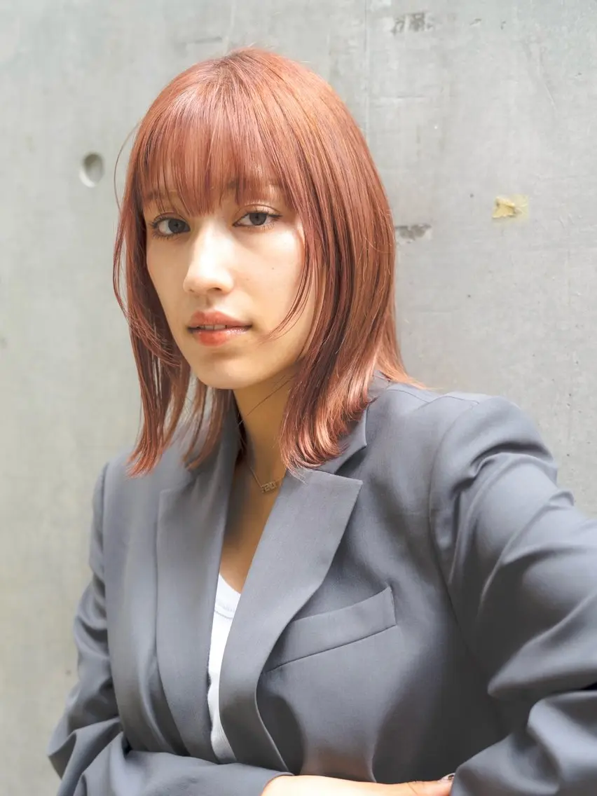 ミディアム カラー ブリーチ デザインカット 顔周りカット カット ヘアカラー 🦋透明感カラー / 森脇 大登のヘアスタイル