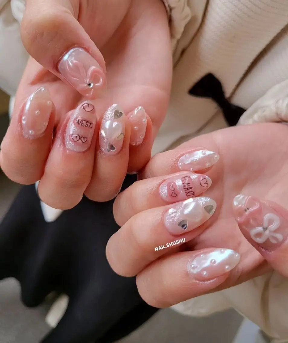 ネイル 持ち込み ニュアンスネイル ワンカラーネイル シンプルネイル 春ネイル ハンドネイル 3dパーツ/流行り 👧shushu❤️のネイルデザイン
