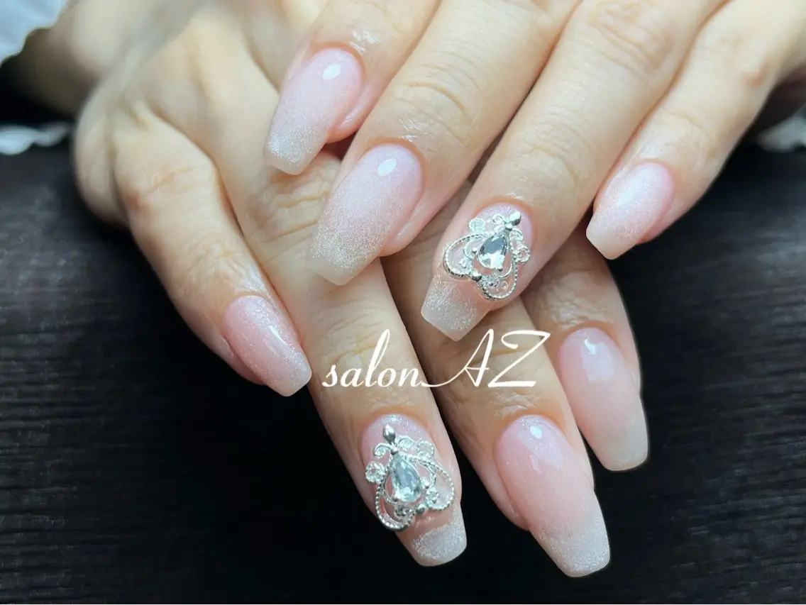 ネイル 桜ネイル 長さ出し フットネイル フレンチネイル ジェルネイル salon AZのネイルデザイン