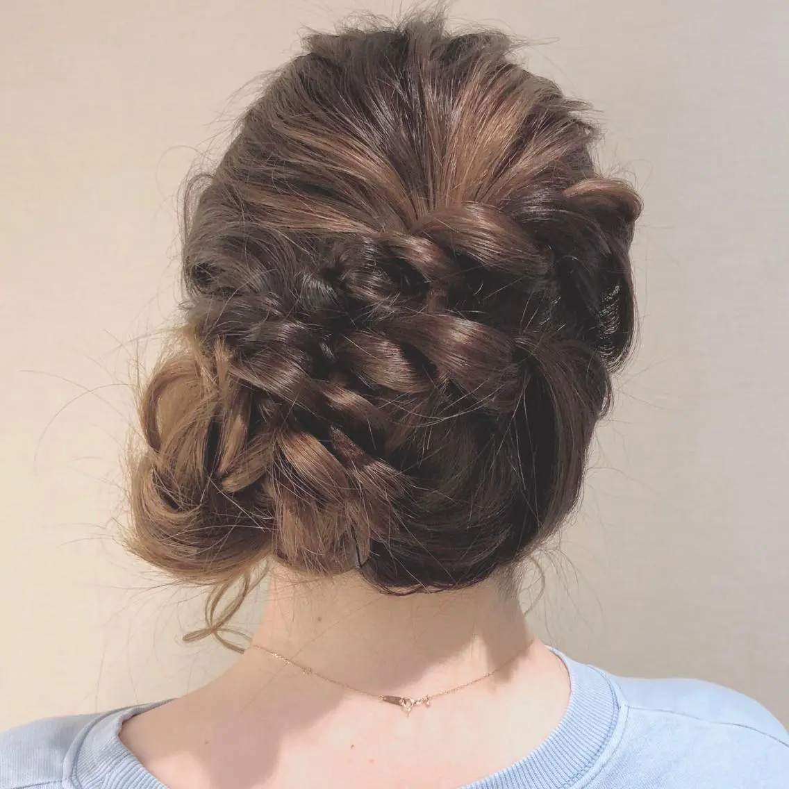 ヘアアレンジ イーチブライト EachBrightのヘアスタイル