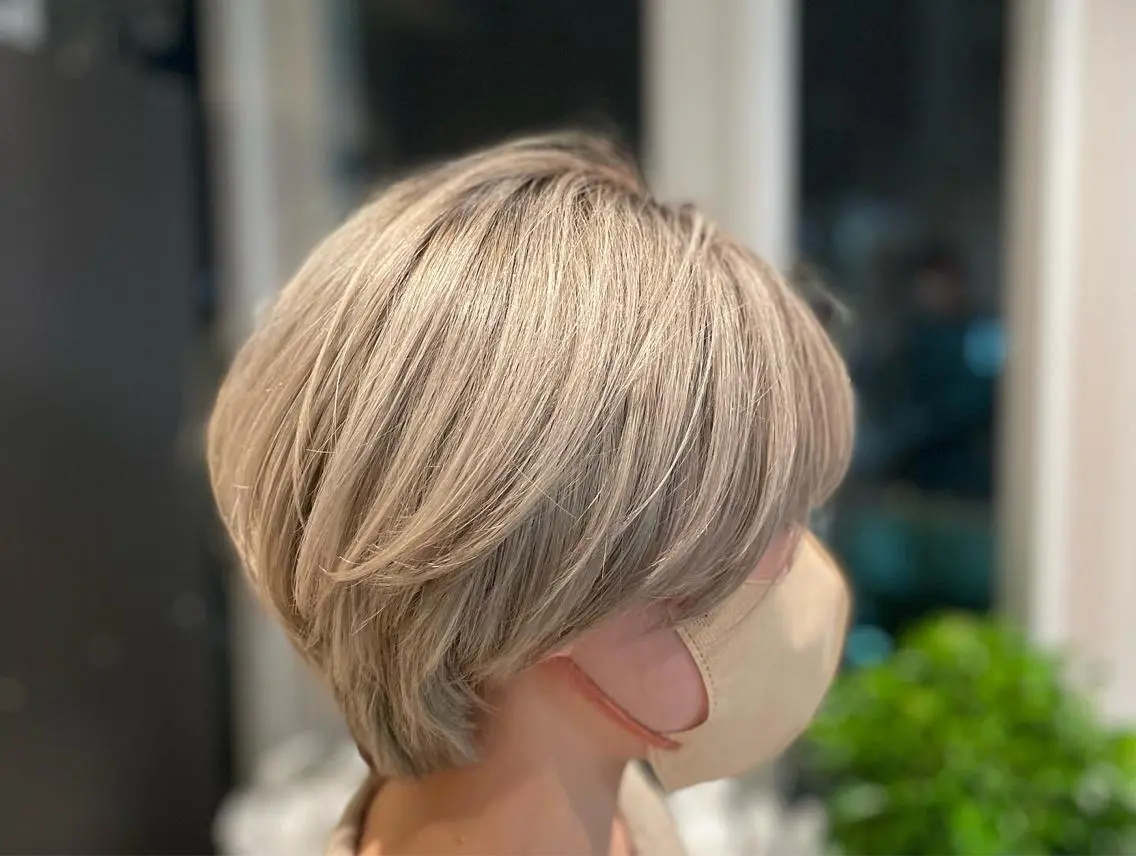 ショート カラー カット ヘアカラー トリートメント ✨髪質改善/ハイトー ン/艶髪高山のヘアスタイル