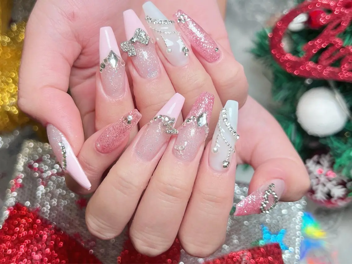 ネイル 成人式 ロングネイル 持ち込み スカルプネイル 冬ネイル ハンドネイル Painty nailのネイルデザイン