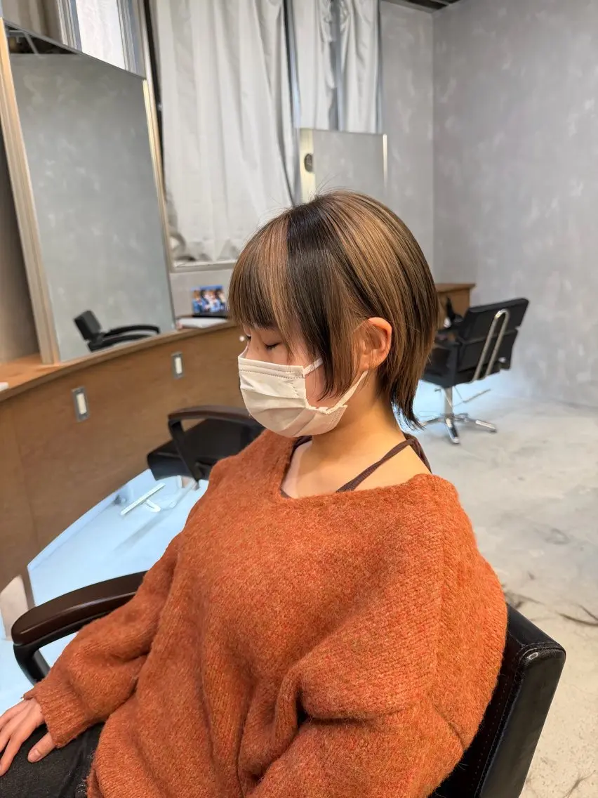 ショート カラー ベージュカラー 黒髪 ブリーチ デザインカラー ミルクティーベージュ ✂︎SAITOU AKIRA✂︎のヘアスタイル