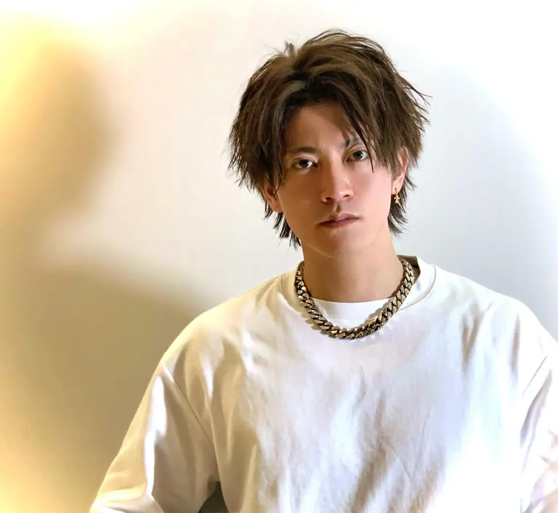 カラー パーマ メンズ センターパート カット ヘアカラー トリートメント メンズ専門 井藤 雅也のヘアスタイル