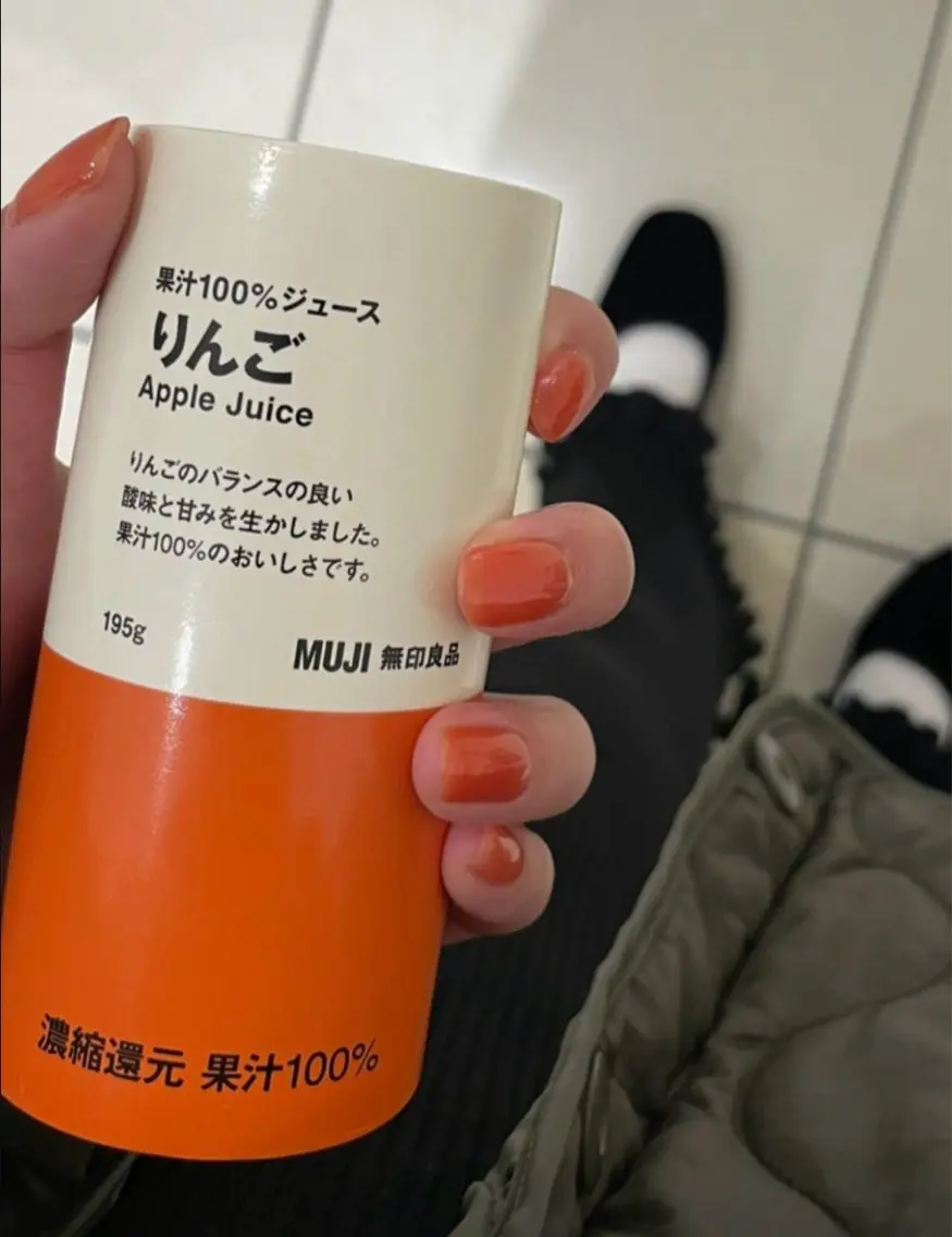 ネイル y hikariのネイルデザイン
